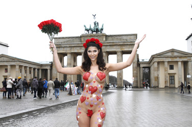 Micaela Schäfer zum Valentinstag, Berlin