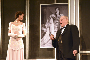 'Die Rede des Königs' Theateraufführung, Neustadt