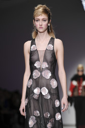 Holly Fulton Fashion Show, London Fashion Week