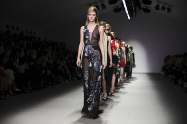 Holly Fulton Fashion Show, London Fashion Week