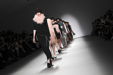 J. JS. Lee Fashion Show, London Fashion Week