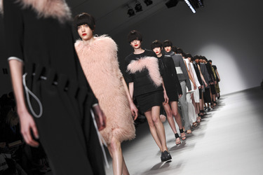 J. JS. Lee Fashion Show, London Fashion Week