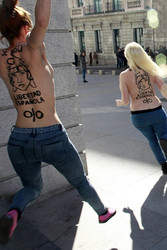 Femen Demo gegen Polizeistaatgesetz, Madrid