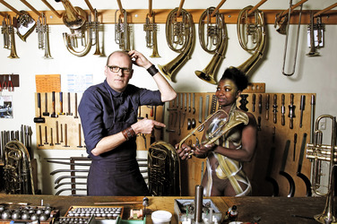 WORKING ART: Metallblasinstrumentenmacher / Brass Wind Instrument Maker Body Painting