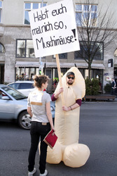 Provokation beim Frauenkampftag 2015, Berlin