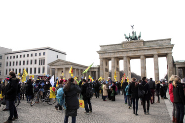 Kazaguruma-Demo zum 4. Jahrestag von Fukushima, Berlin
