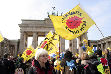 Kazaguruma-Demo zum 4. Jahrestag von Fukushima, Berlin