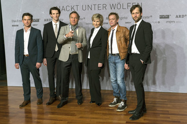 'Nackt unter Wölfen' Premiere, Weimar