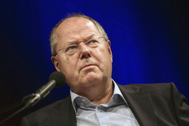 'Peer Steinbrück macht sich Sorgen' Lesing, Köln