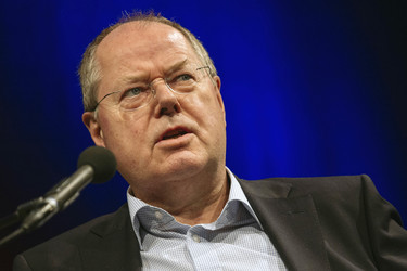 'Peer Steinbrück macht sich Sorgen' Lesing, Köln