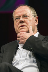 'Peer Steinbrück macht sich Sorgen' Lesing, Köln