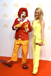Grand Opening vom McDonald's Restaurant am Flughafen, Frankfurt
