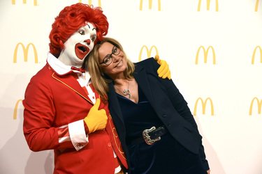 Grand Opening vom McDonald's Restaurant am Flughafen, Frankfurt