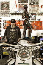 WORKING ART: Zweiradmechaniker / Motorcycle Mechanic