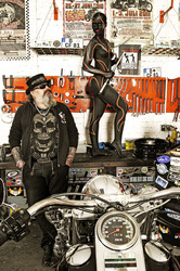 WORKING ART: Zweiradmechaniker / Motorcycle Mechanic