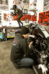 WORKING ART: Zweiradmechaniker / Motorcycle Mechanic