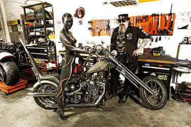 WORKING ART: Zweiradmechaniker / Motorcycle Mechanic