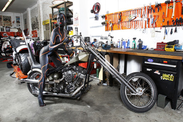 WORKING ART: Zweiradmechaniker / Motorcycle Mechanic
