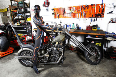 WORKING ART: Zweiradmechaniker / Motorcycle Mechanic