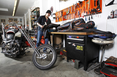 WORKING ART: Zweiradmechaniker / Motorcycle Mechanic