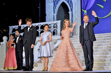 Yu Shirota, Mitsuki Takahata, Lily James, Kenneth Branagh