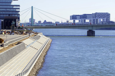 Rheinboulevard, Köln