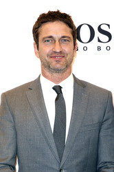 Gerard Butler im Douglas Store, Hamburg
