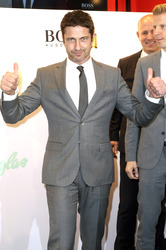 Gerard Butler im Douglas Store, Hamburg