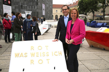 Kunstprojektpräsentation 'Euroart im Museumsquartier' in Wien