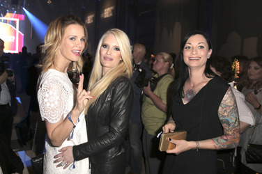 100 Jahre Maybelline B-Day Bash in Berlin