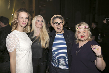 100 Jahre Maybelline B-Day Bash in Berlin