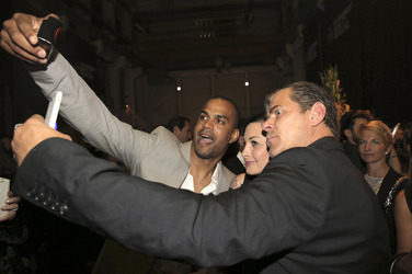 100 Jahre Maybelline B-Day Bash in Berlin