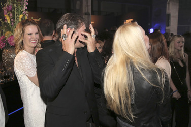100 Jahre Maybelline B-Day Bash in Berlin