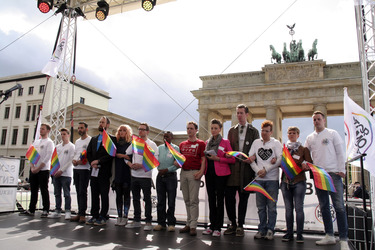Der Internationale Tag gegen Homophobie und Transphobie in Berlin