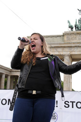 Der Internationale Tag gegen Homophobie und Transphobie in Berlin
