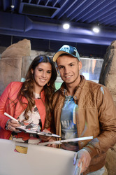 Sea Life Ausstellung mit Pietro Lombardi und Sarah Engels in Oberhausen