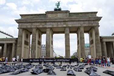 Protestaktion vom Bündnis 'Gemeinsam für Afrika' in Berlin