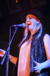 Konzert von den Brand New Heavies in Aschaffenburg