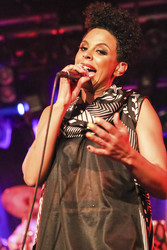 Konzert von den Brand New Heavies in Aschaffenburg