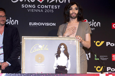 Platin CD für Conchita Wurst in Wien