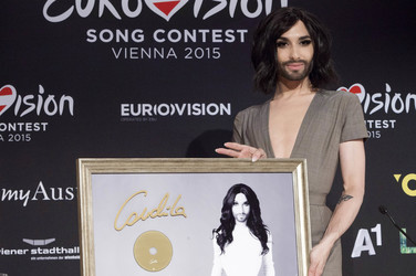 Platin CD für Conchita Wurst in Wien