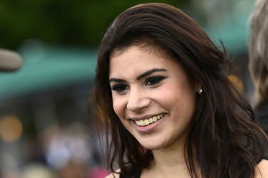 Tanja Tischewitsch auf der Pferderennbahn Neue Bult in Hannover