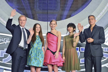 Brad Bird, Raffey Cassidy, Britt Robertson, Mirai Shida, George Clooney