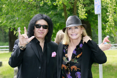 Gene Simmons auf Mauertour in Berlin