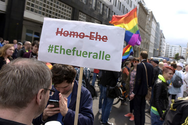 Demo für Homoehe in Berlin