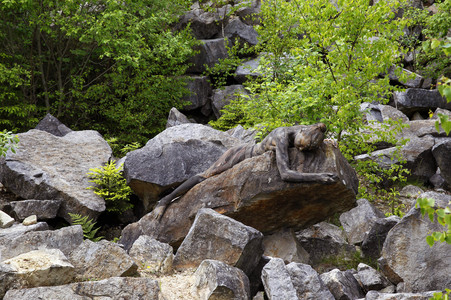 NATURE ART: Steinbruch / Quarry Bodypainting