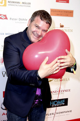 Charity Gala 'Das kleine Herz im Zentrum' in Hamburg