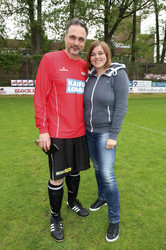 Charity-Fußballspiel 'Kicken mit Herz' in Hamburg