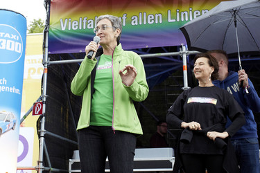 Regenbogenparade 2015 in Wien