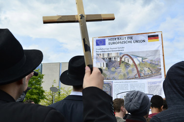Die Toten kommen! - Der Marsch der Unentschlossenen in Berlin